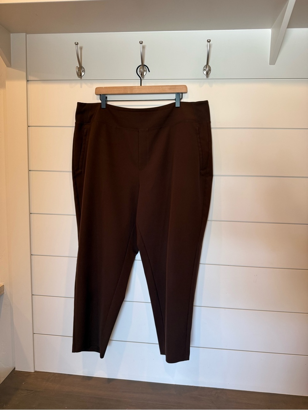 Athleta Endless High Rise Pant 20 - Picture 4 of 11